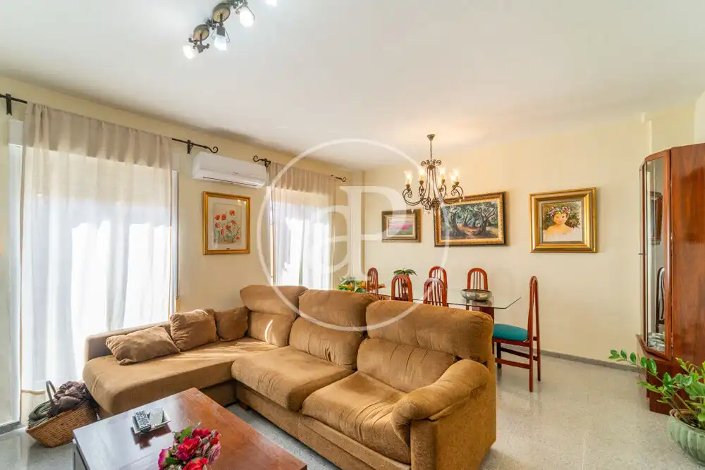 Sala d'estar de Casa adosada en venda en Muro de Alcoy amb Aire condicionat, Calefacció i Jardí privat
