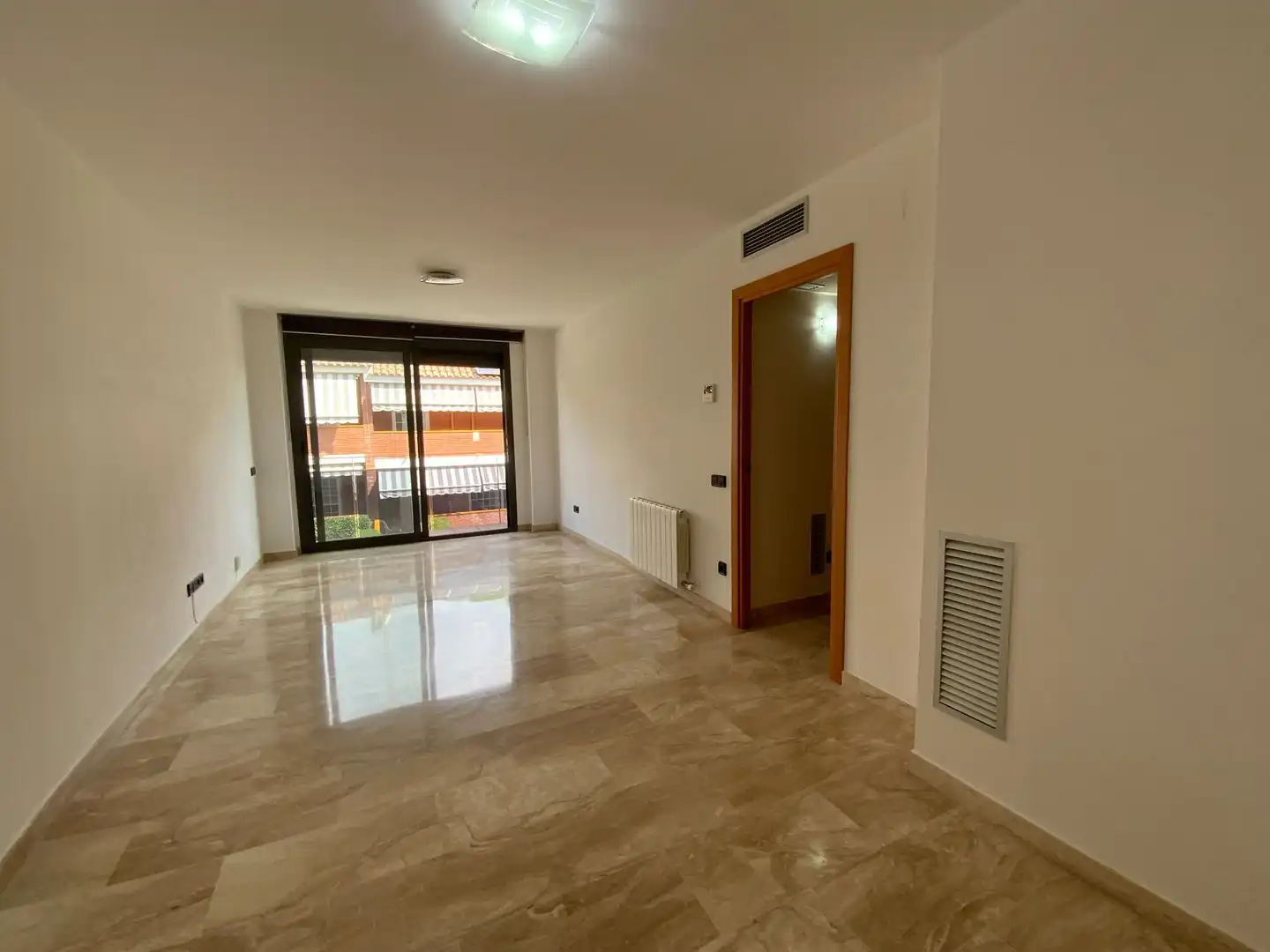 Appartement avec ascenseur à louer à Centre