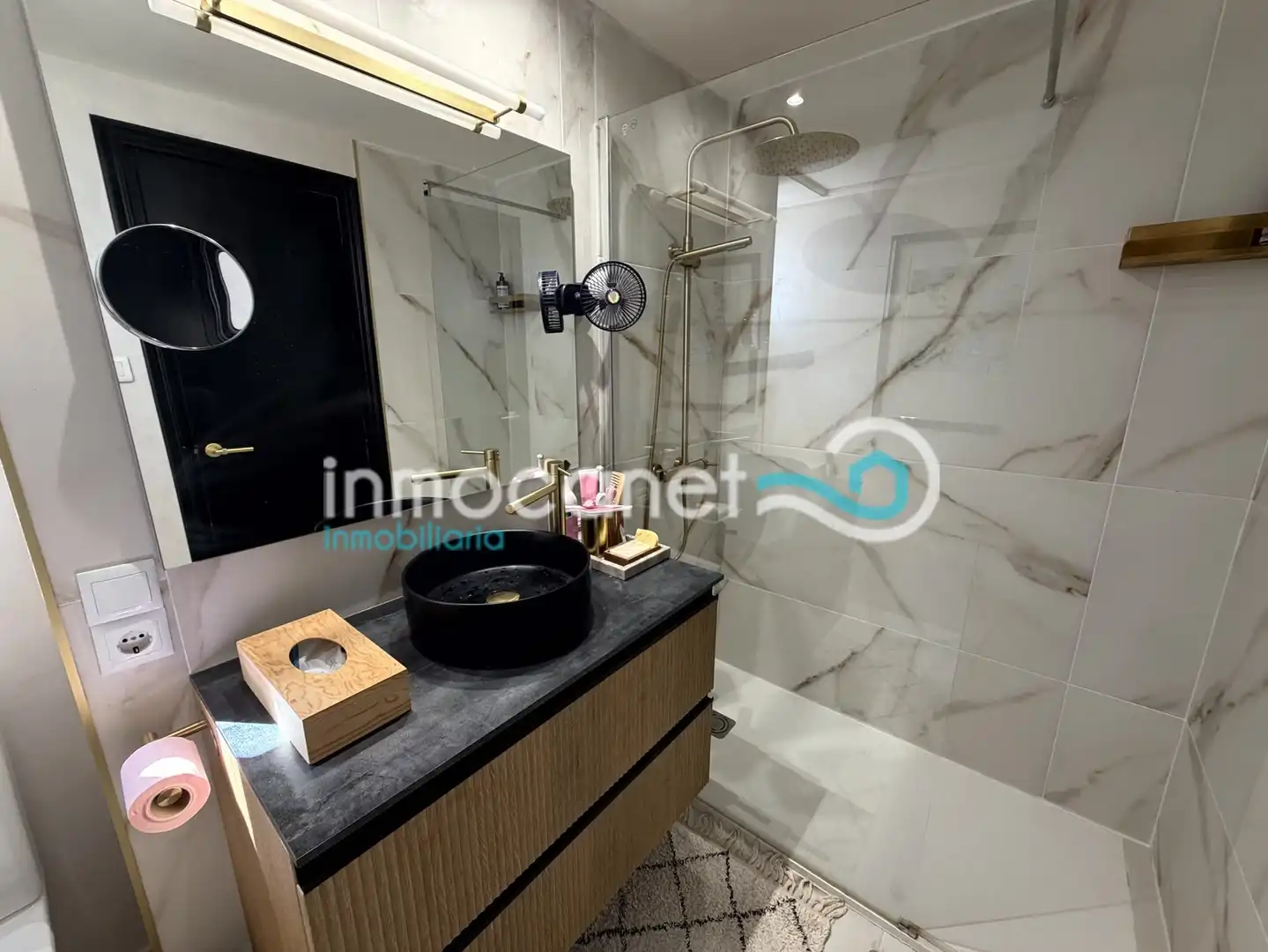 Bathroom of Apartments for sale in Oliva  with Air Conditioner and Balcony
