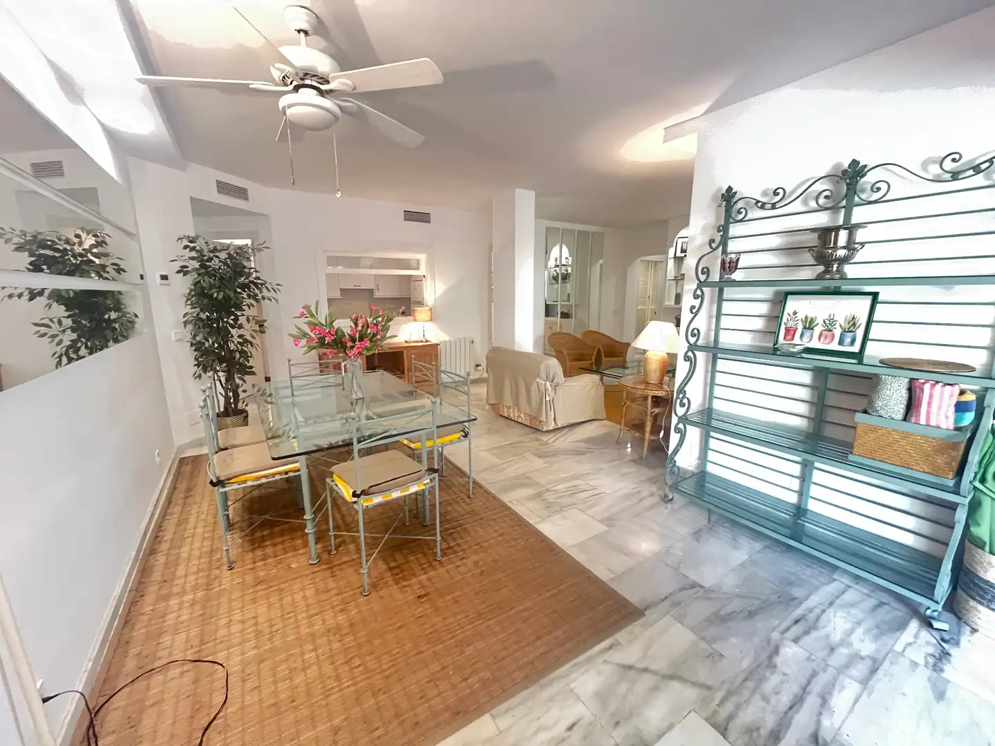 Dining room of Flat for rent in Marbella  with Air Conditioner, Heating and Furnished