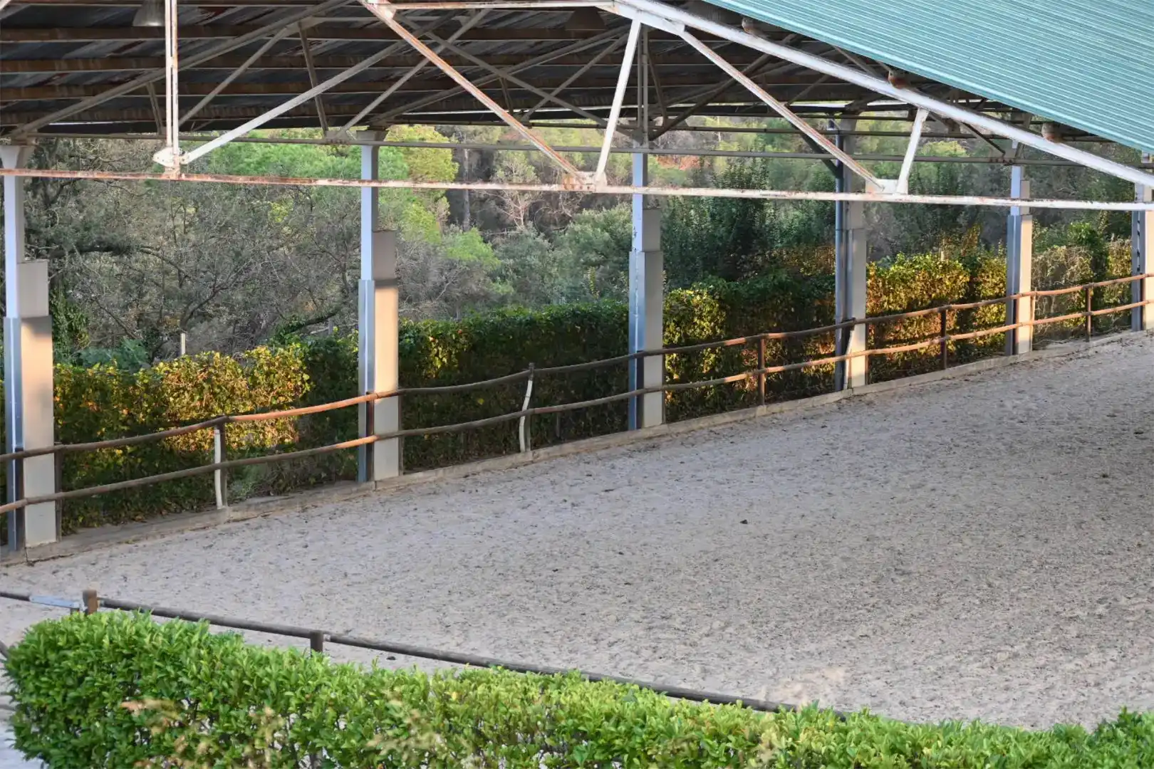 Vista exterior de Finca rústica en venda en Piera amb Aire condicionat i Piscina
