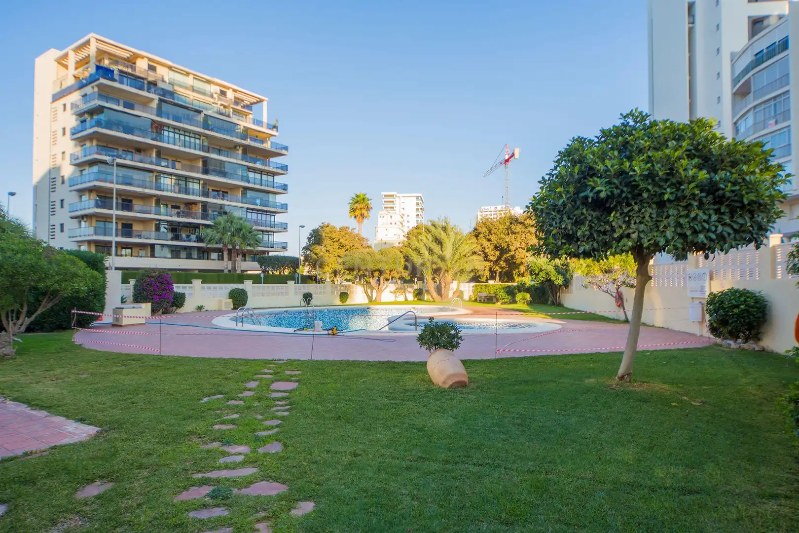 Piscina de Apartament en venda en Calpe / Calp amb Aire condicionat i Piscina comunitària