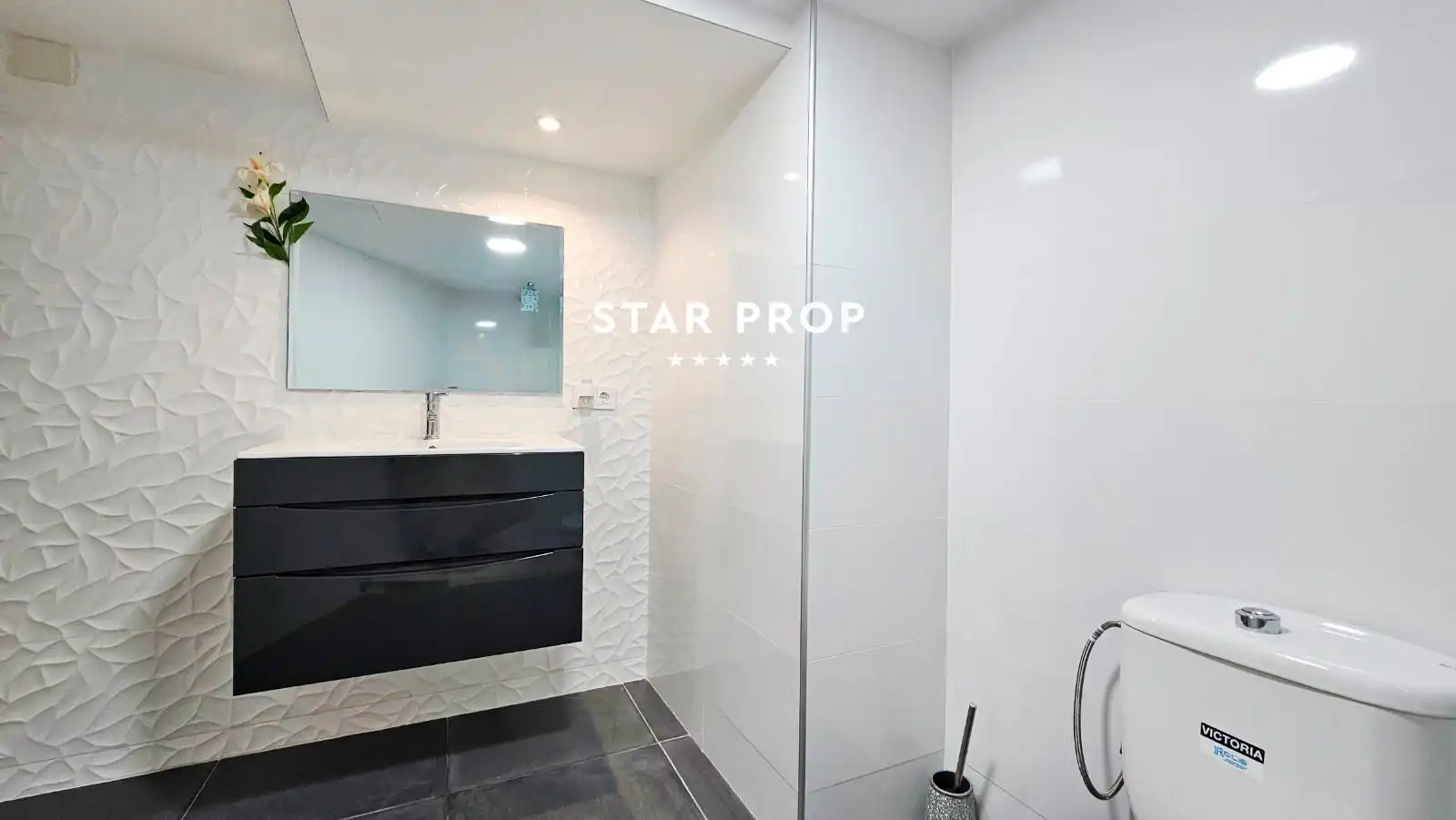 Baño de Piso en venta en Colera con Aire acondicionado y Calefacción
