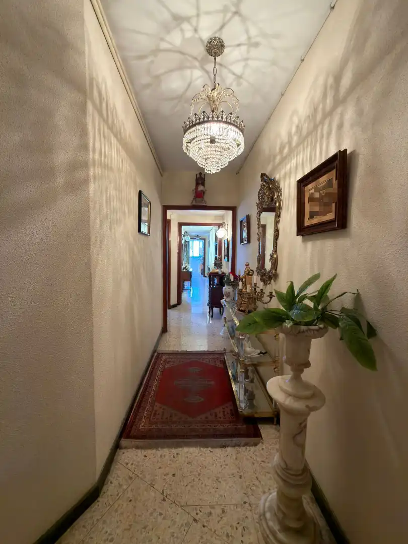 Piso en venta en Pontevedra Capital  con Calefacción, Parquet y Horno