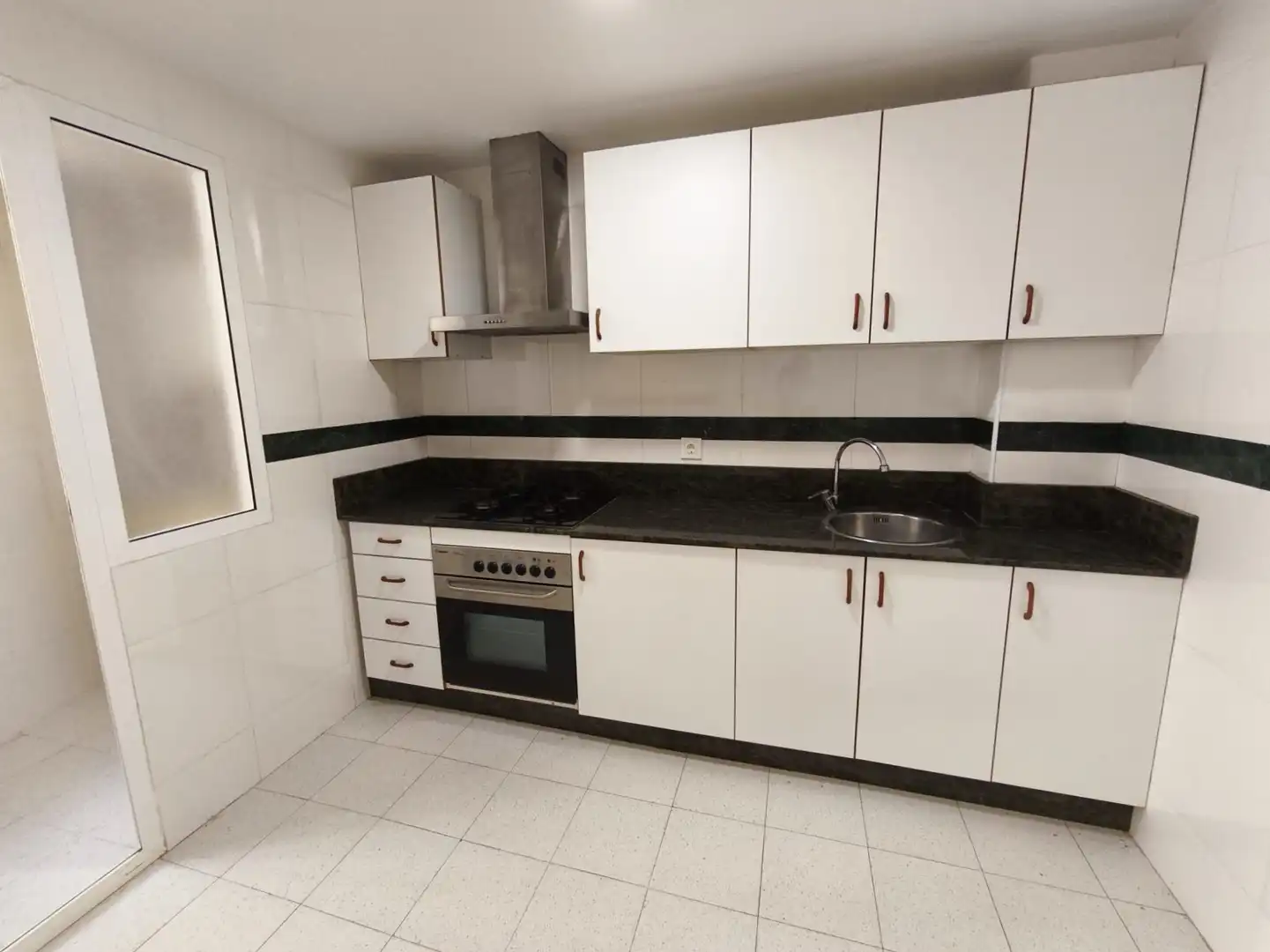 Kitchen of Houses for sale in Alicante / Alacant  with Private garden, Terrace and Community pool