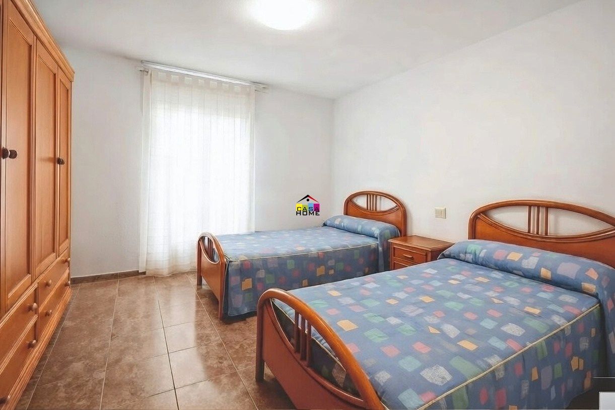 Dormitori de Casa o xalet en venda en Castellón de la Plana / Castelló de la Plana amb Terrassa i Balcó