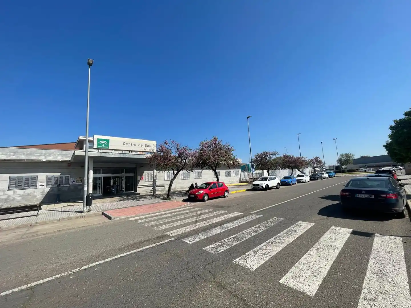 Vista exterior de Pis en venda en La Rinconada amb Aire condicionat i Terrassa