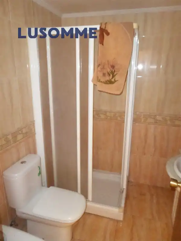 Bathroom of Flat for sale in Sagunto / Sagunt  with Oven and Balcony