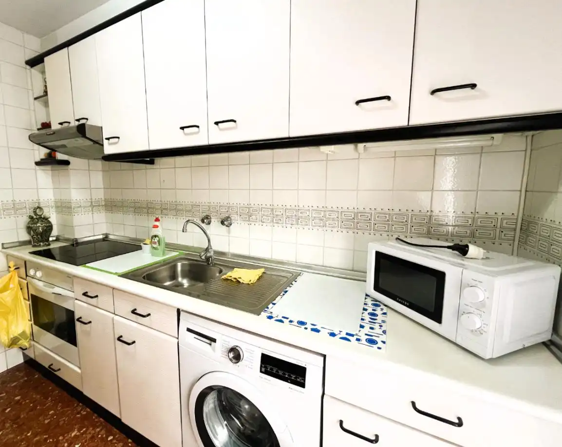 Küche von Wohnung zum Verkauf in Zaragoza mit Klimaanlage, Heizung und Balkon