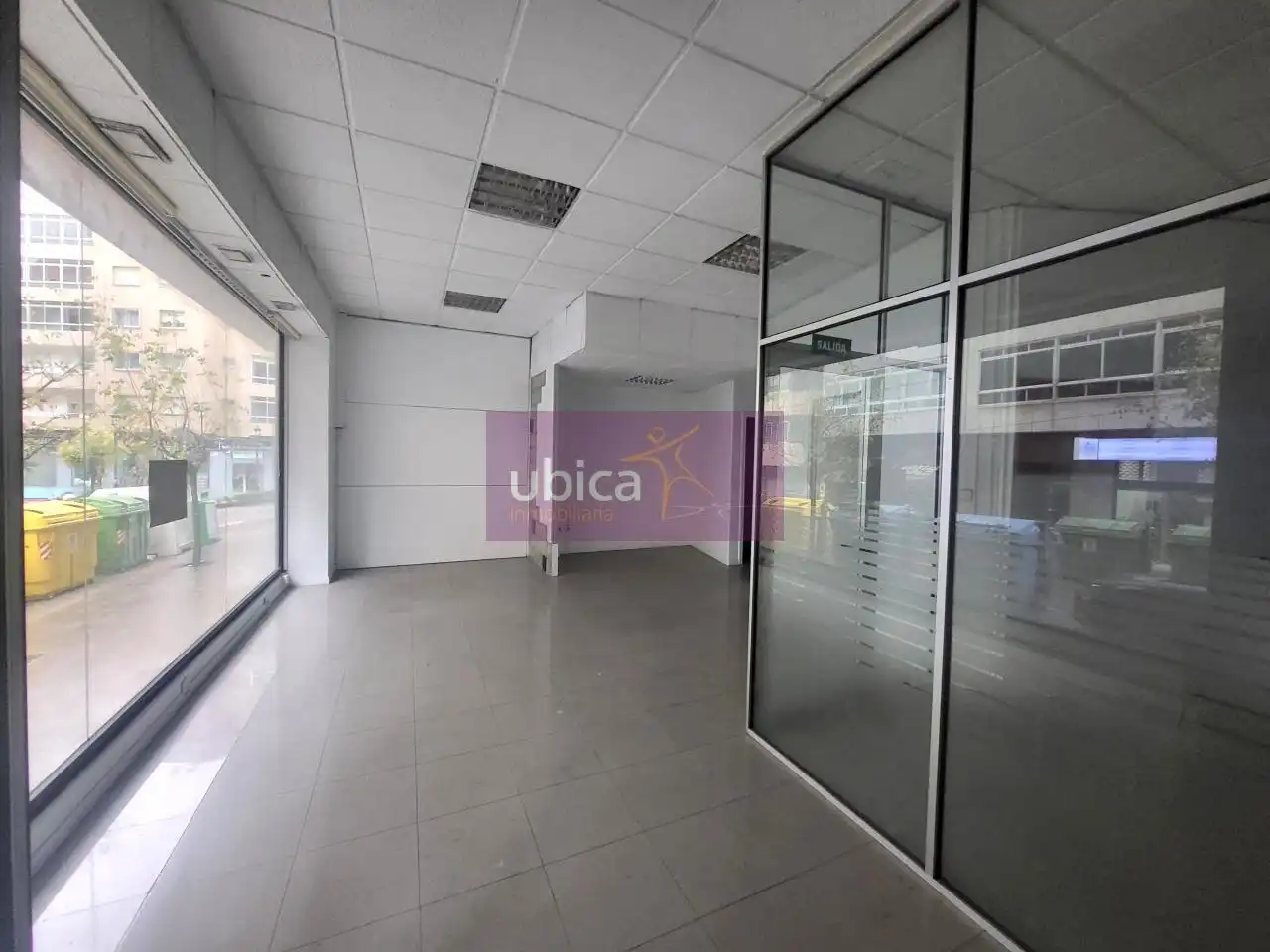 Local comercial de lloguer a Centro Urbano