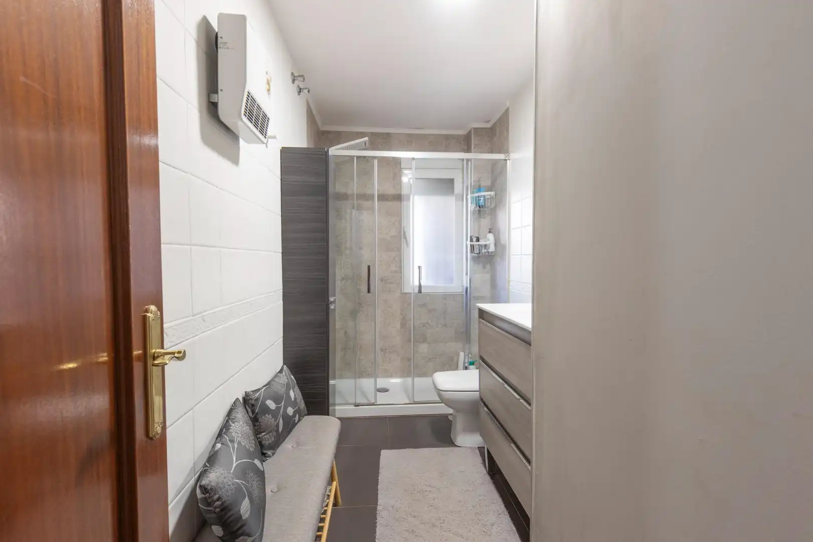 Bathroom of Houses for sale in Armilla  with Air Conditioner and Terrace