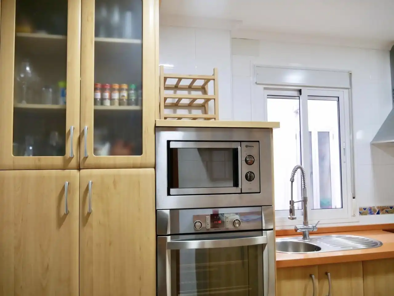 Kitchen of Flat for sale in La Rinconada  with Air Conditioner, Parquet flooring and Terrace