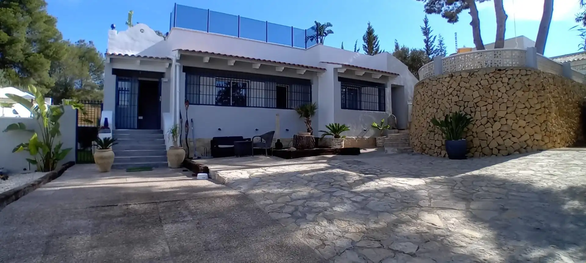 Detached house with pool for sale in El Tossal - Bello Horizonte