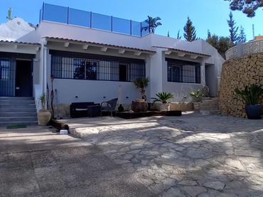 Villa avec piscine à vendre à El Tossal - Bello Horizonte