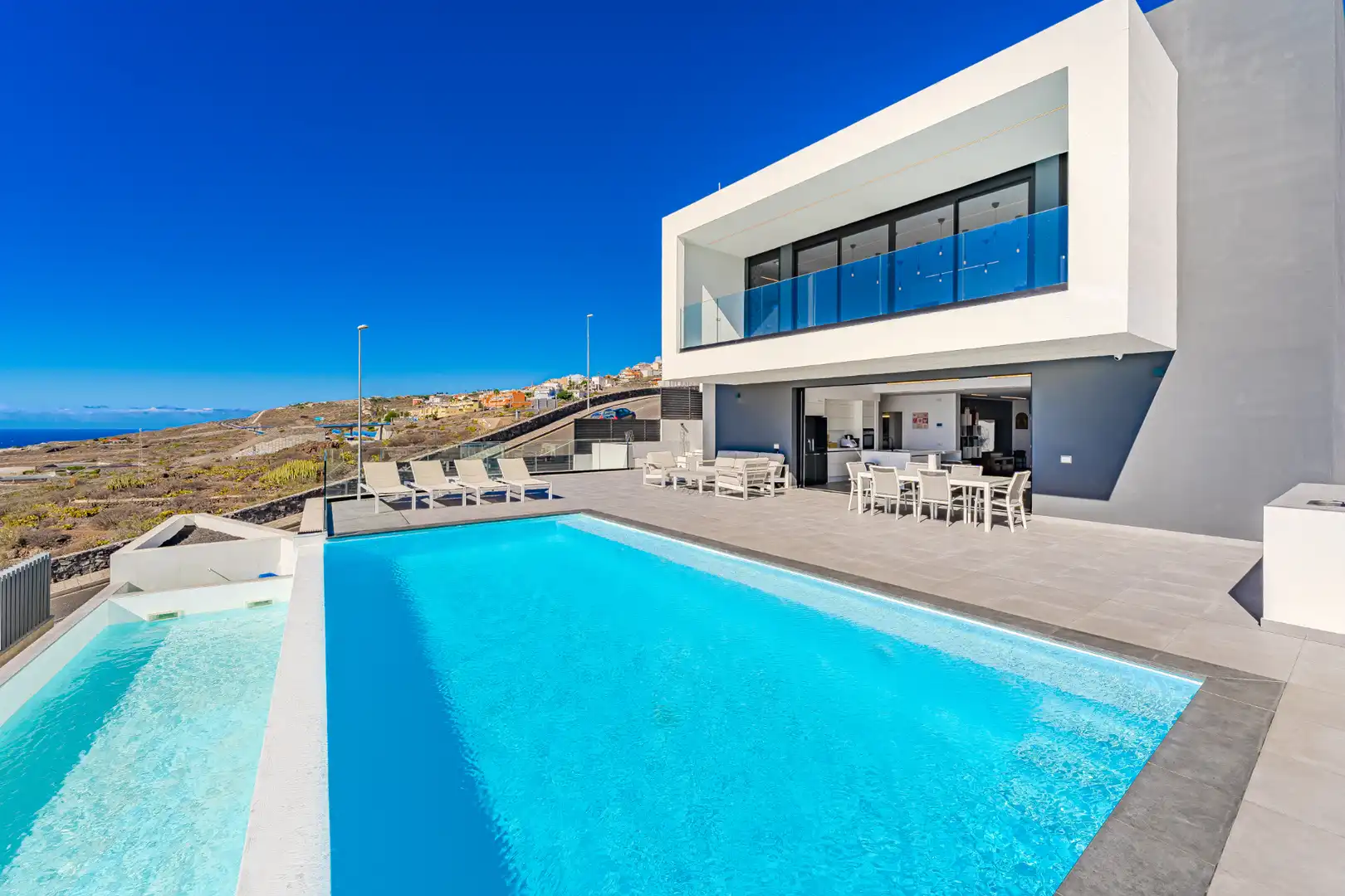 Swimming pool of Houses for sale in Adeje  with Air Conditioner, Private garden and Terrace