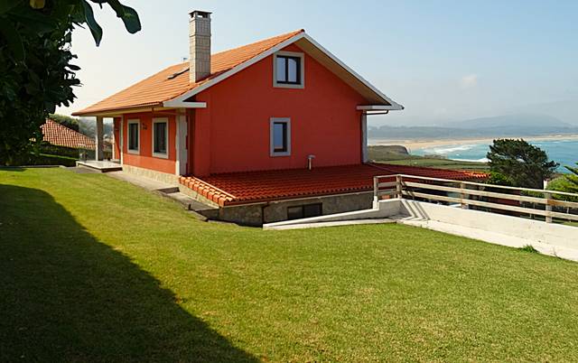 Casa-chalet en Venta en Valdoviño