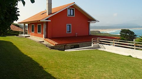 Chalet con piscina en Valdoviño con vistas a la playa de A Frouxeira