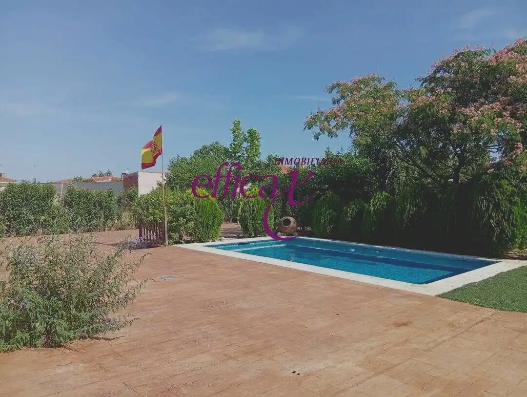 Casa o xalet en venda a Lucillos