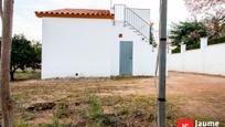 Vista exterior de Casa o xalet en venda en La Pobla de Montornès   amb Jardí privat, Terrassa i Traster