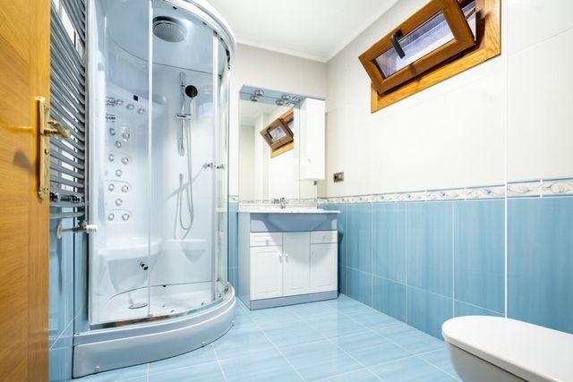 Bany de Casa o xalet en venda en Meis amb Terrassa, Traster i Piscina