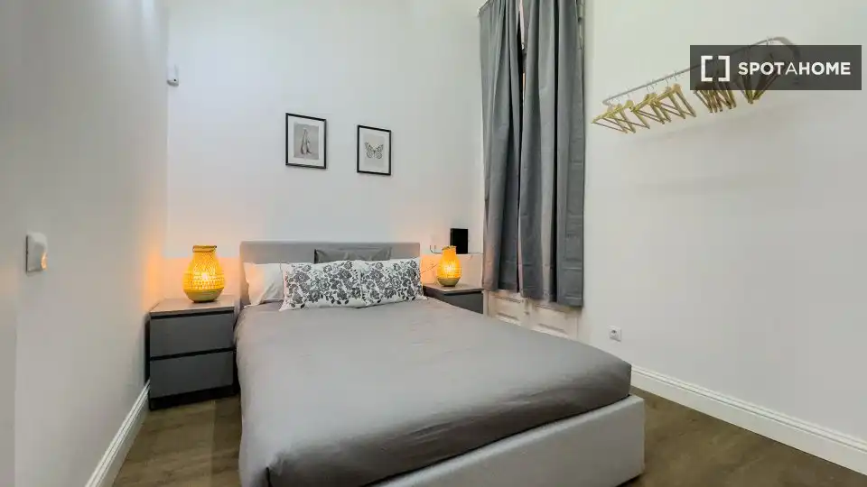 Piso con terraza en alquiler en Eixample, imagen 16