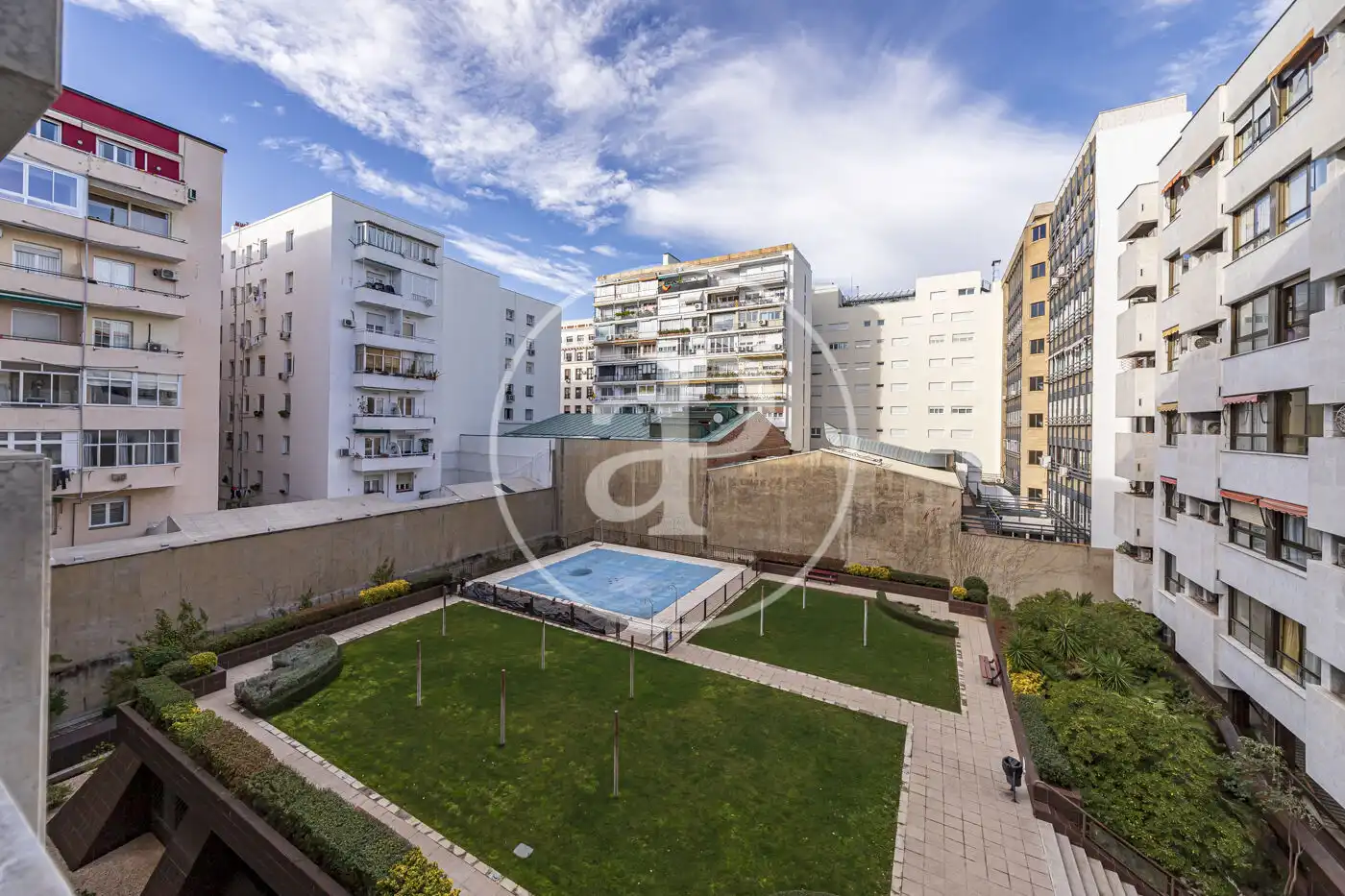 Exterior view of Flat for rent in Madrid  with Air Conditioner, Heating and Private garden