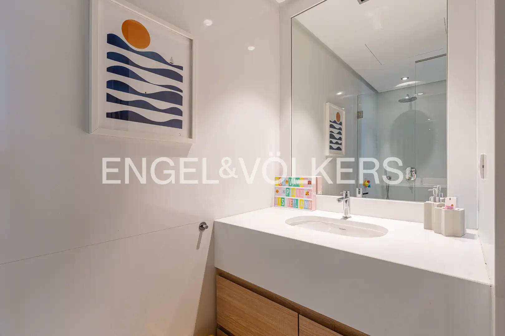 Bathroom of Attic for sale in Madrid  with Air Conditioner, Heating and Private garden