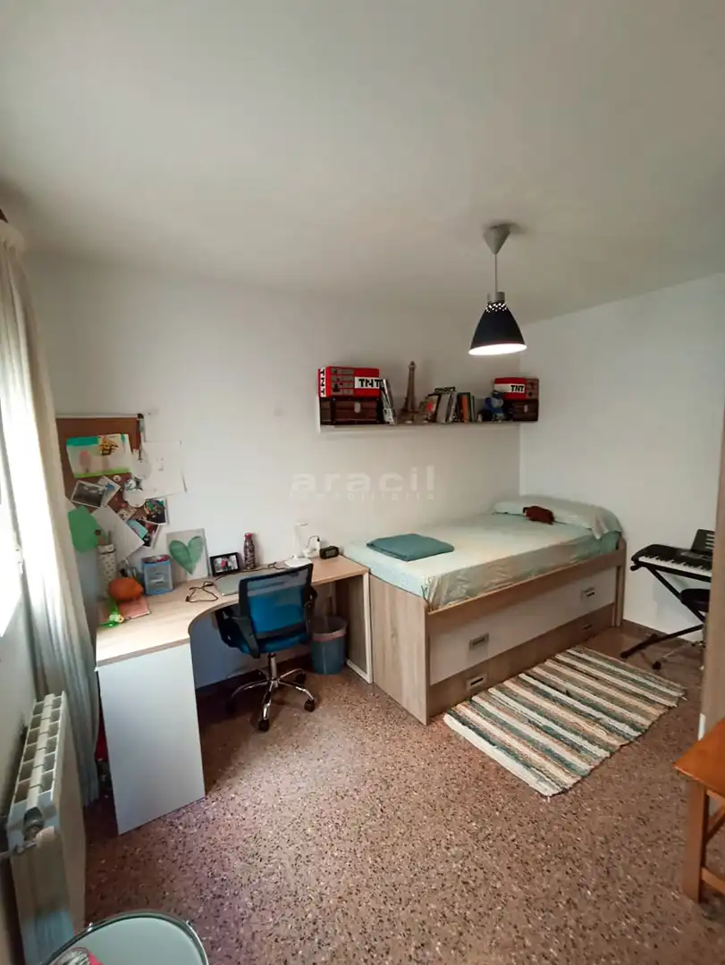Bedroom of Flat for sale in Alcoy / Alcoi  with Air Conditioner and Storage room