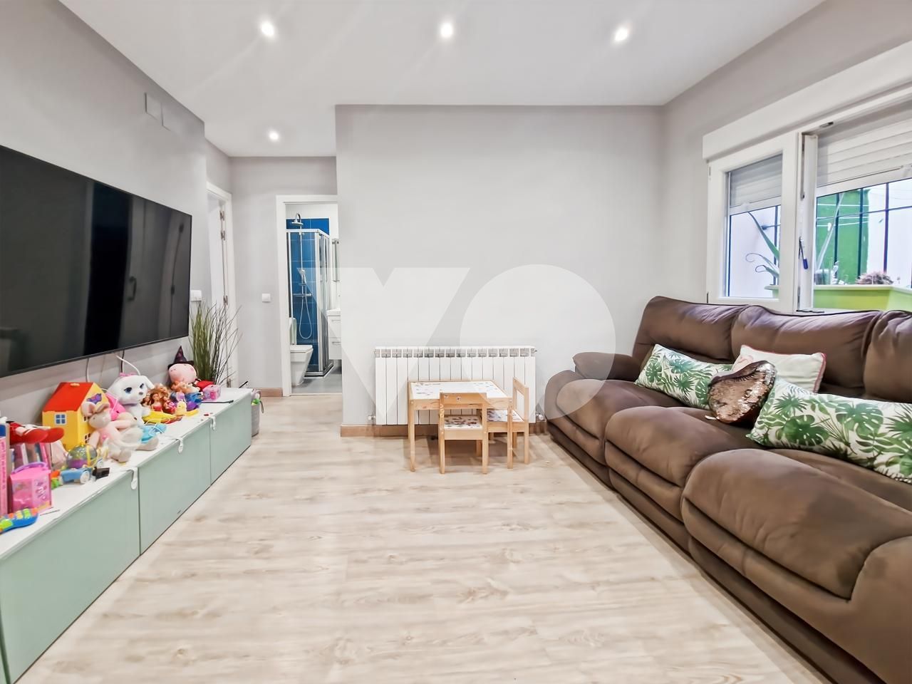 Living room of Planta baja for sale in  Madrid Capital  with Air Conditioner and Heating