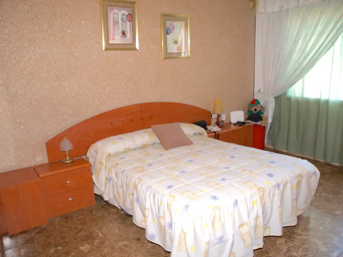 Dormitori de Casa o xalet en venda en Terrassa amb Jardí privat, Terrassa i Traster