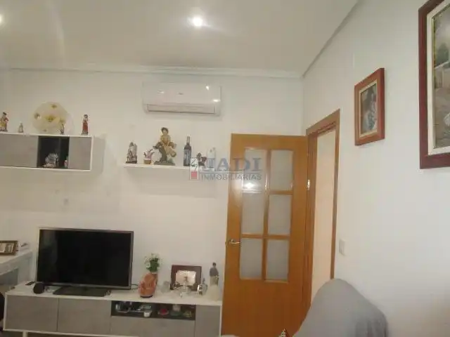 Habitación de Piso en venta en Valdepeñas con Aire acondicionado, Calefacción y Terraza