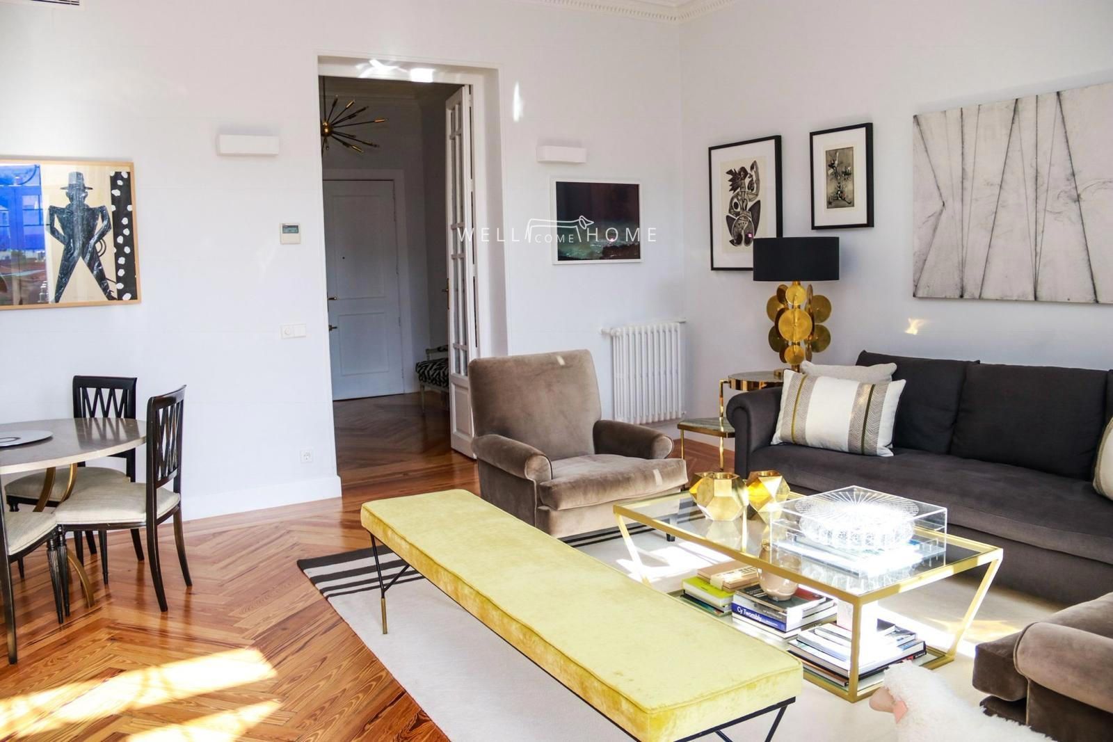 Living room of Flat to rent in  Madrid Capital  with Parquet flooring, Terrace and Oven