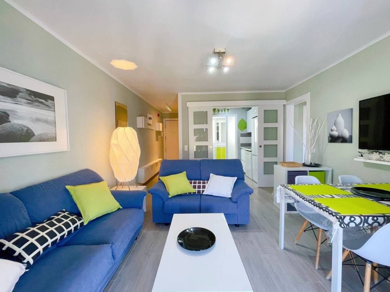 Flat for sale in Cerdanyola, Canaletes - Turonet, Cerdanyola del Vallès