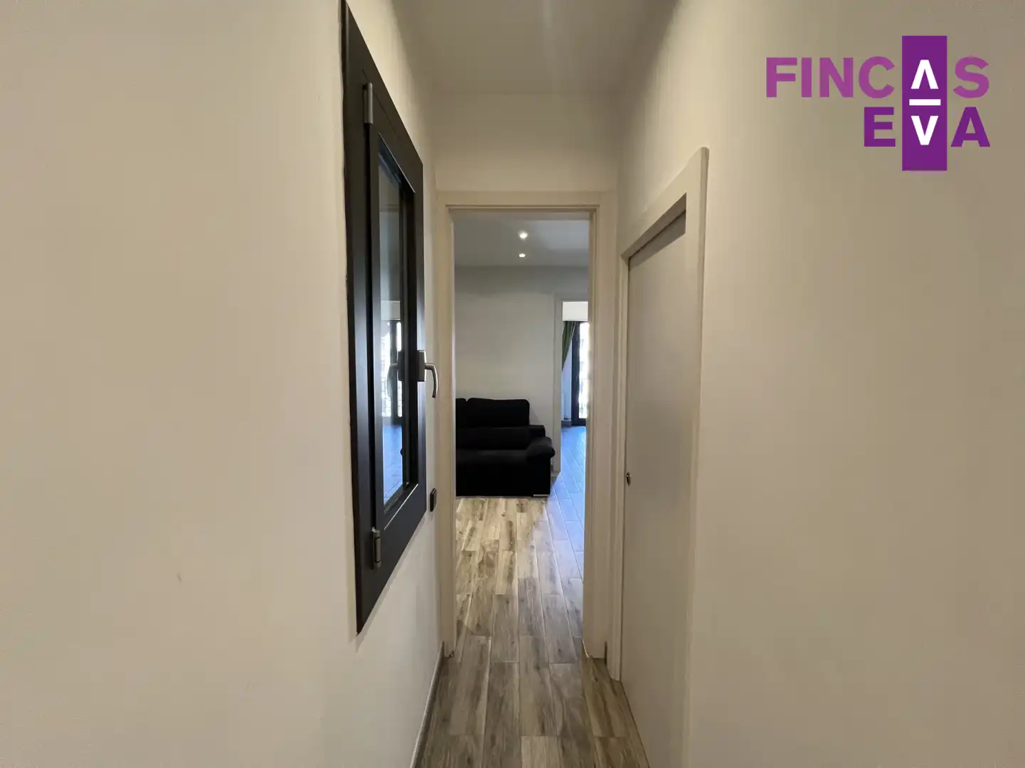 Piso en venta en Barcelona con Calefacción, Parquet y Balcón