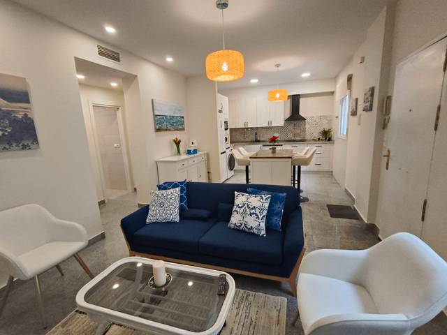 Piso en Alquiler en Alameda de Capuchinos, 34 en El Ejido