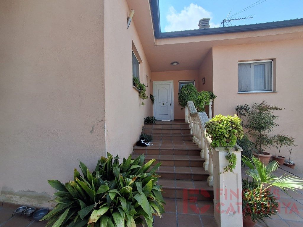 House or chalet for sale in Caldes de Malavella  with Air Conditioner and Swimming Pool