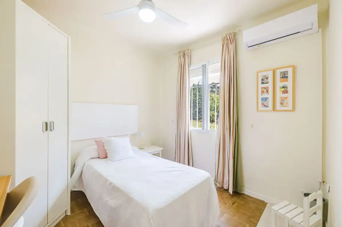 Flat for rent in Calle República Argentina, Limonar