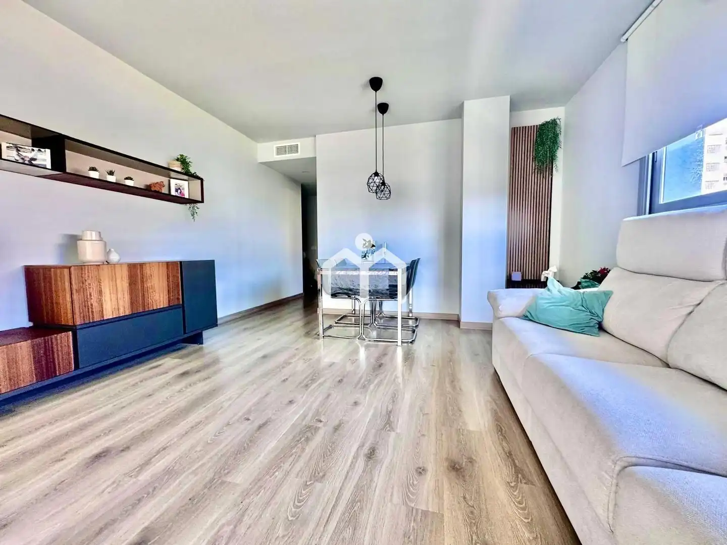 Living room of Flat for sale in Badalona  with Air Conditioner, Heating and Parquet flooring
