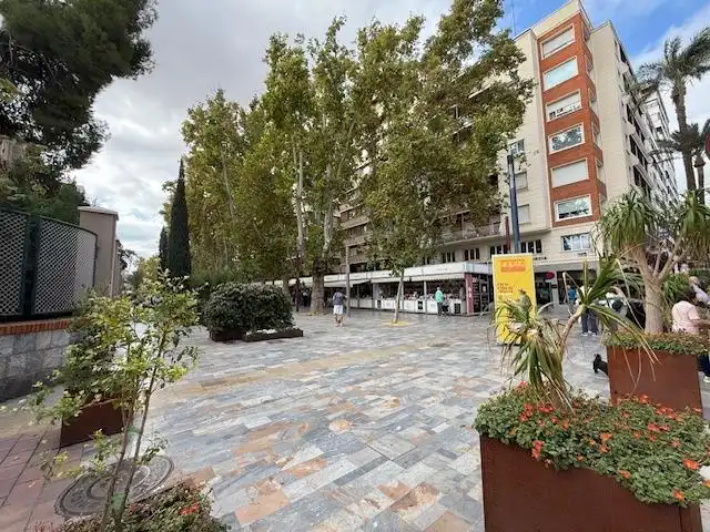 Außenansicht von Wohnung zum Verkauf in Murcia mit Klimaanlage, Heizung und Terrasse