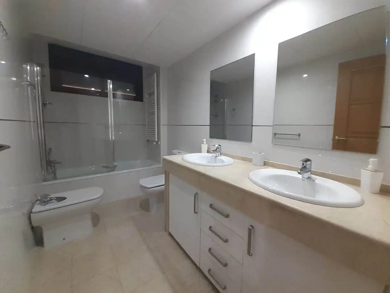 Badezimmer von Wohnung zur Miete in Noroeste 
