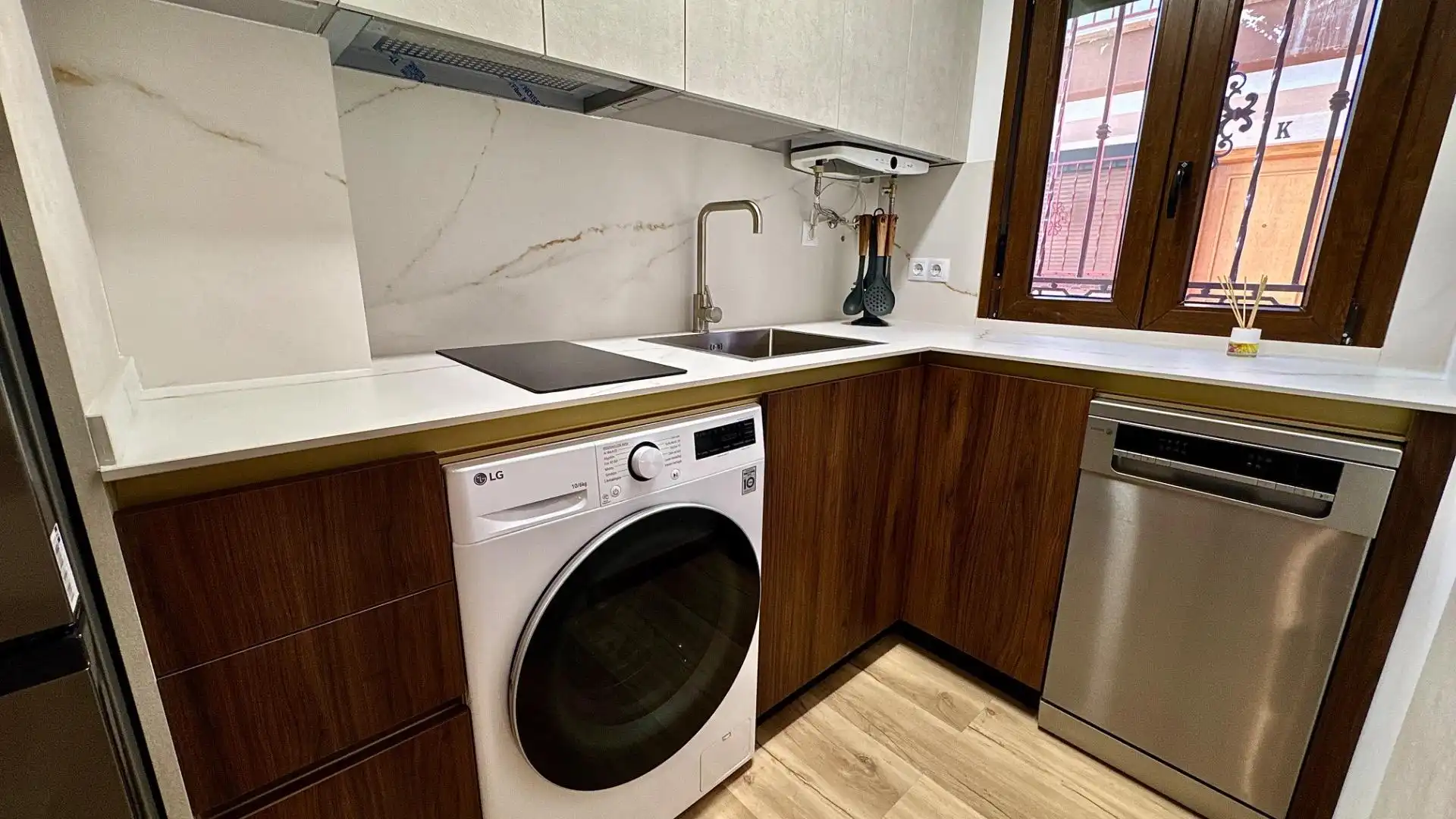 Kitchen of Flat for rent in Pinos Genil  with Air Conditioner, Heating and Furnished