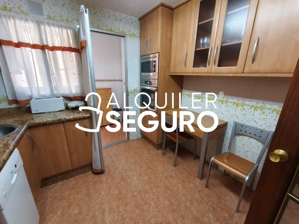 Kitchen of Flat for rent in Alicante / Alacant  with Air Conditioner, Terrace and Swimming Pool