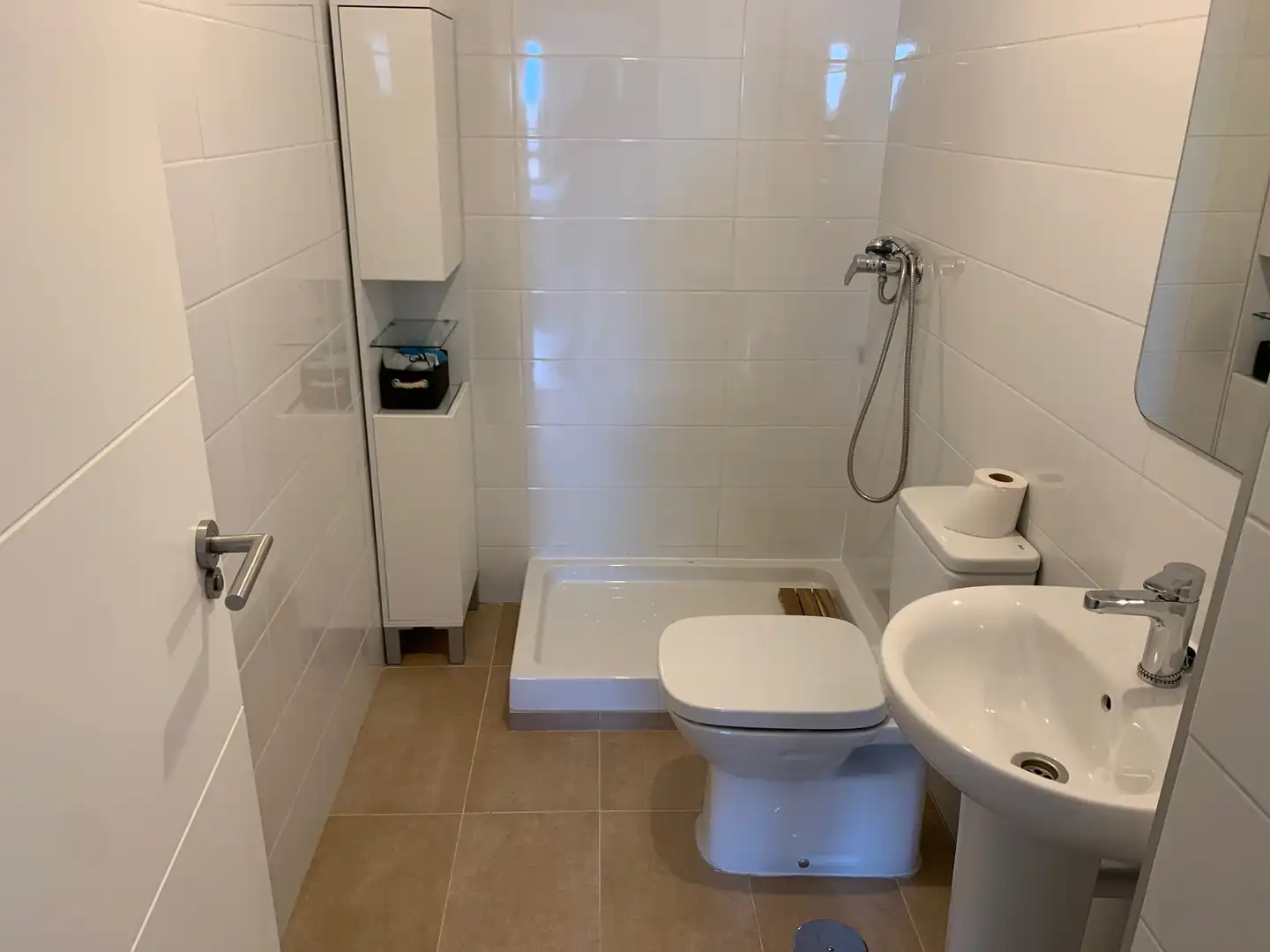 Bathroom of Flat for rent in Madrid  with Air Conditioner, Heating and Terrace