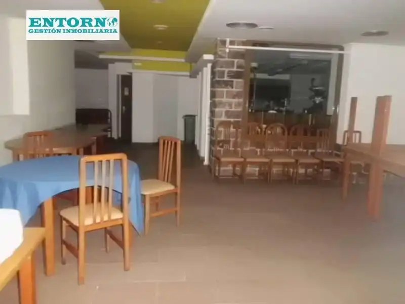 Local comercial en venda a Santa Perpètua de Mogoda, imagen 2