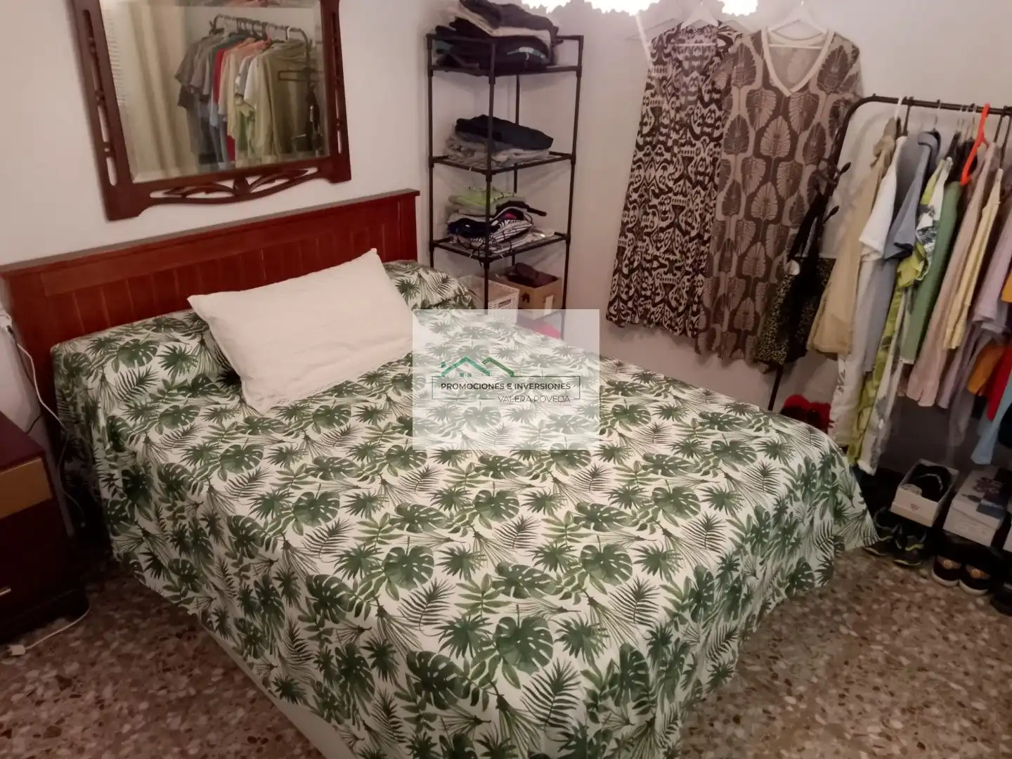 Dormitori de Casa o xalet en venda en Solera de Gabaldón amb Jardí privat i Moblat