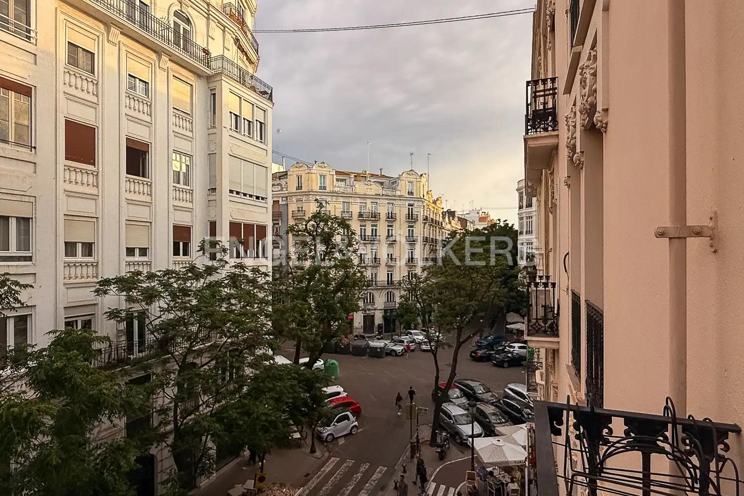 Außenansicht von Wohnung zur Miete in Valencia mit Heizung, Möbliert und Balkon