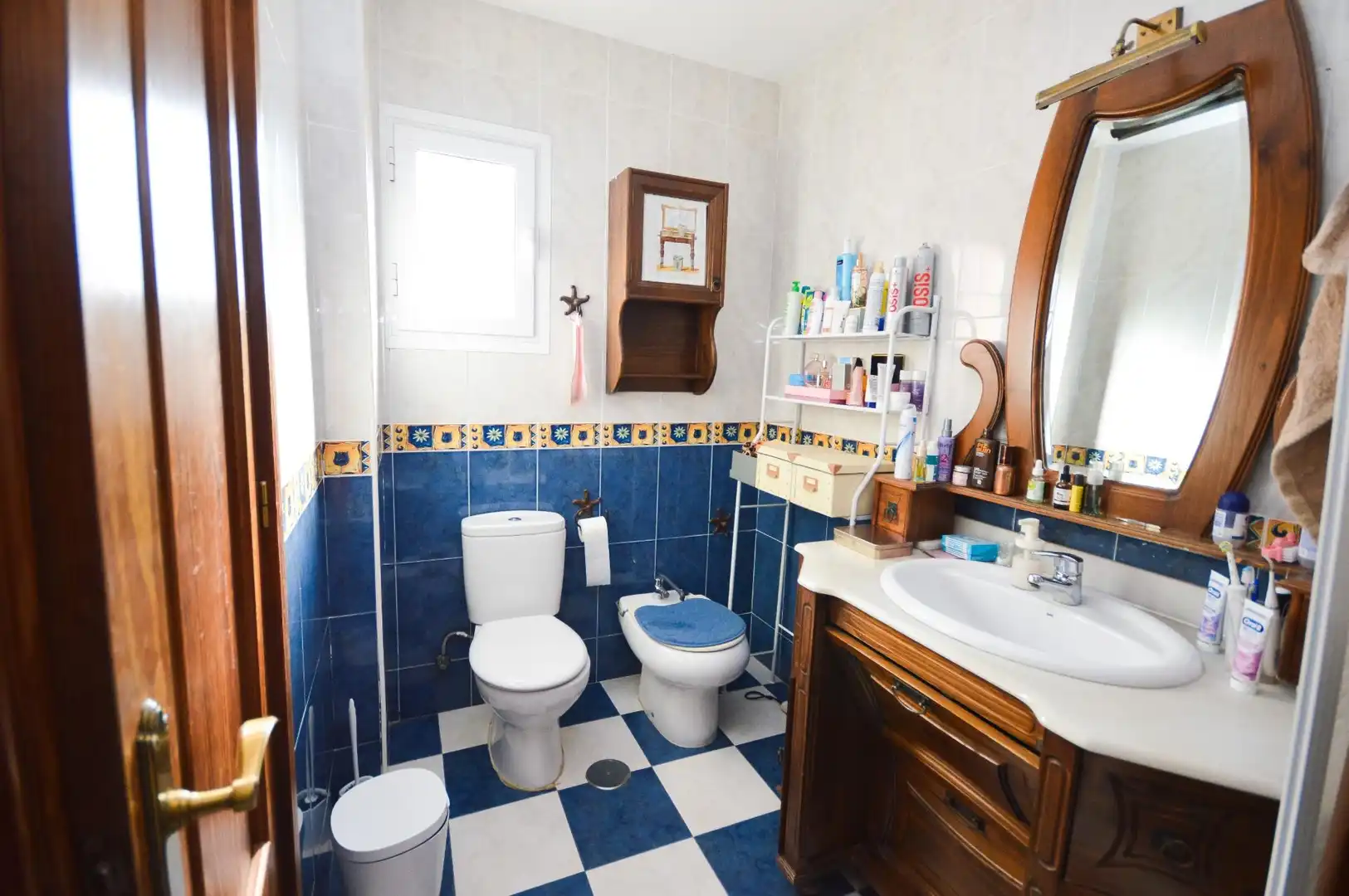 Badezimmer von Wohnung zum Verkauf in Viator mit Klimaanlage und Heizung