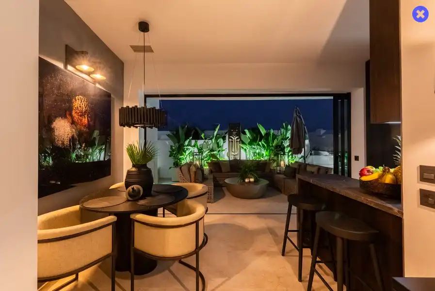 Terrassa de Casa adosada en venda en Marbella amb Aire condicionat, Terrassa i Moblat