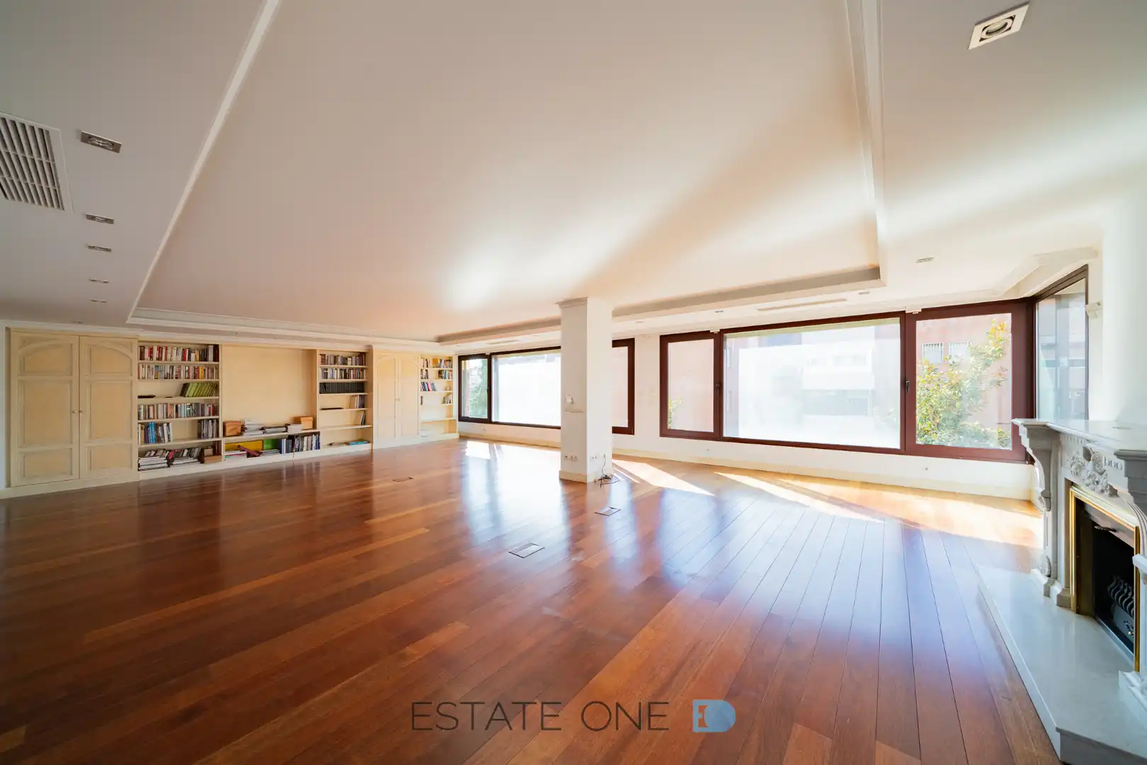 Sala d'estar de Àtic en venda en Madrid amb Aire condicionat, Calefacció i Traster