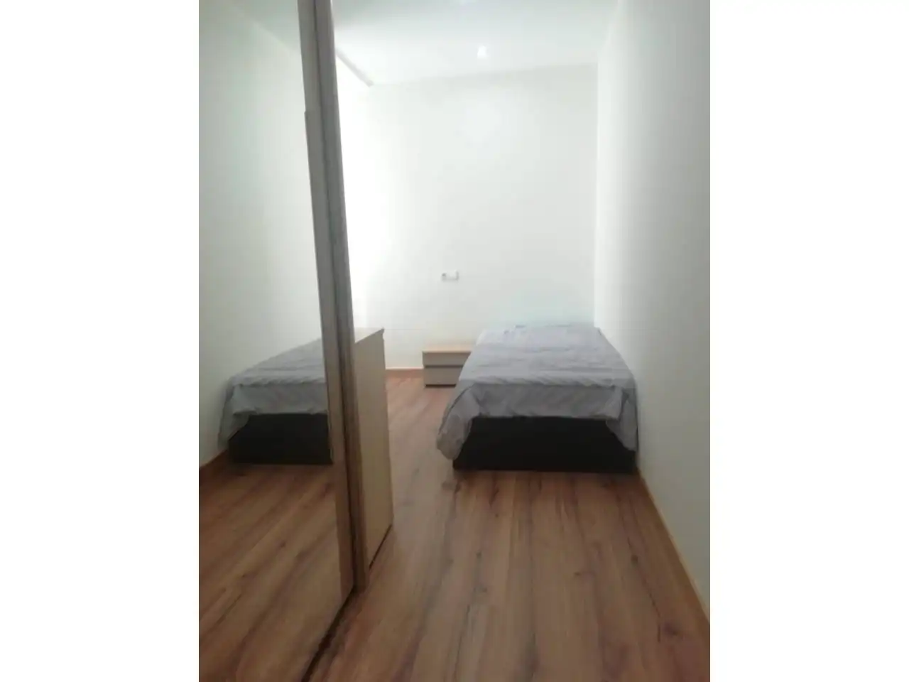Dormitori de Pis en venda en  Logroño amb Calefacció, Parquet i Terrassa